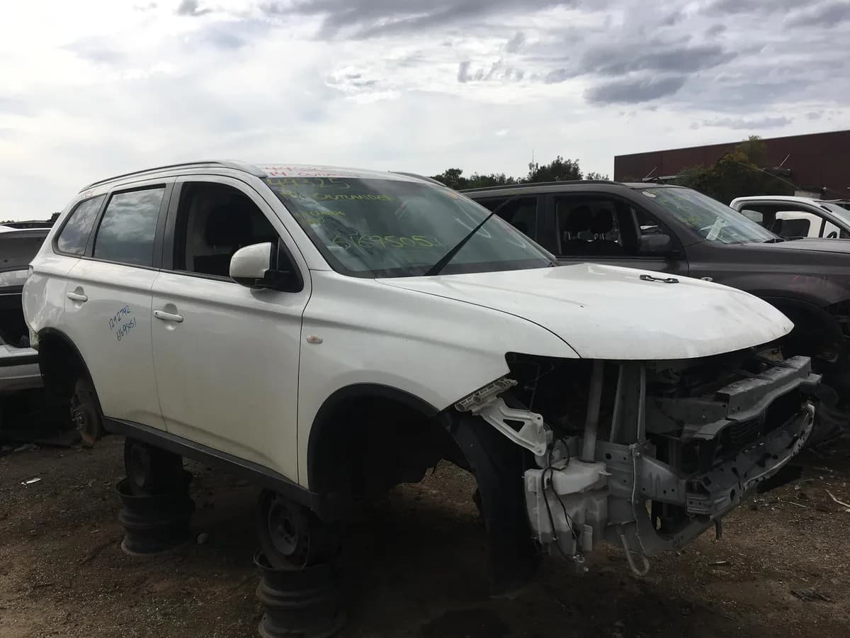 2014 Mitsubishi Outlander at Campbellfield