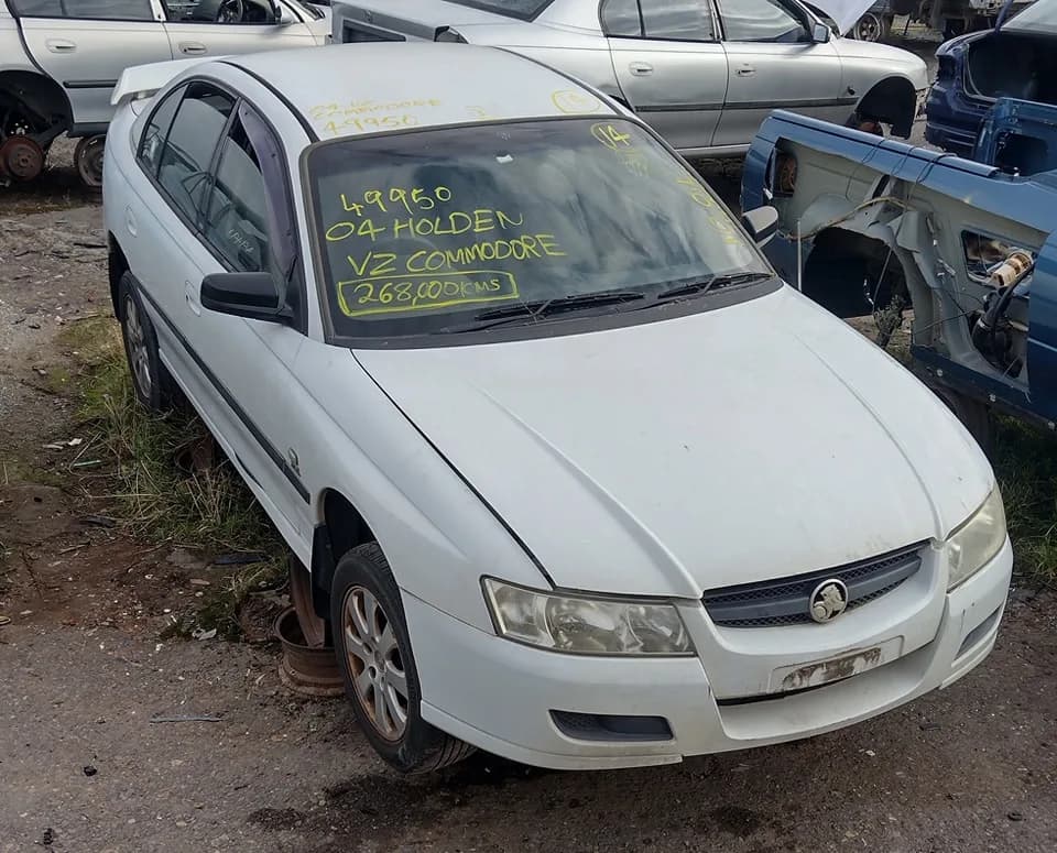 2004 Holden Commodore at Kilsyth