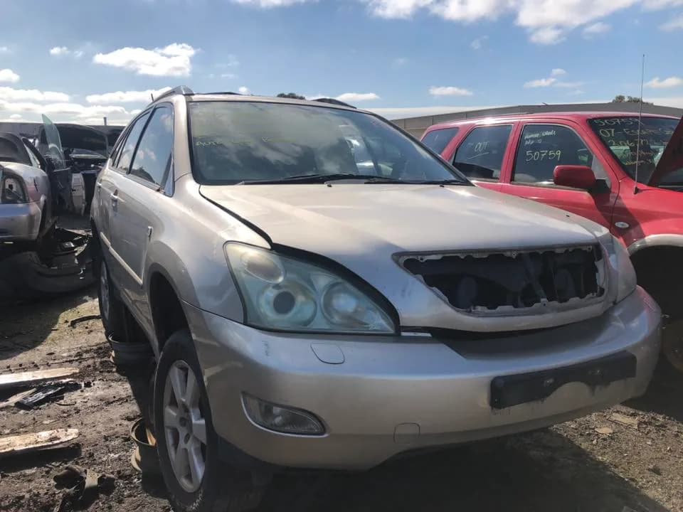 2004 Lexus Rx330 at Campbellfield