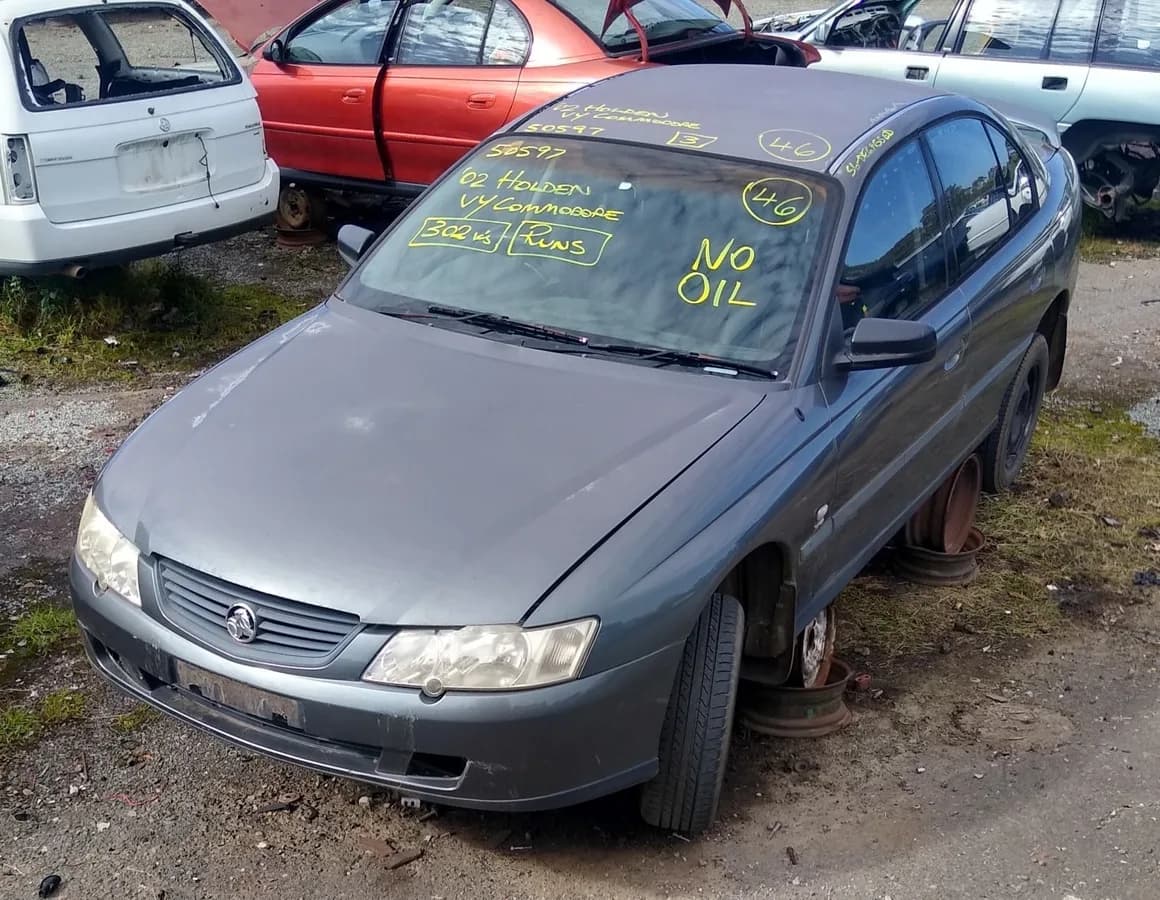 2002 Holden Commodore at Kilsyth