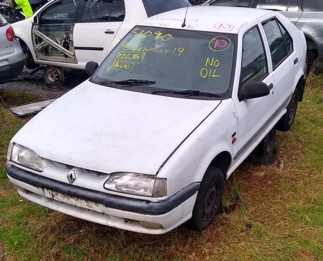 1993 Renault 19rt at Kilsyth