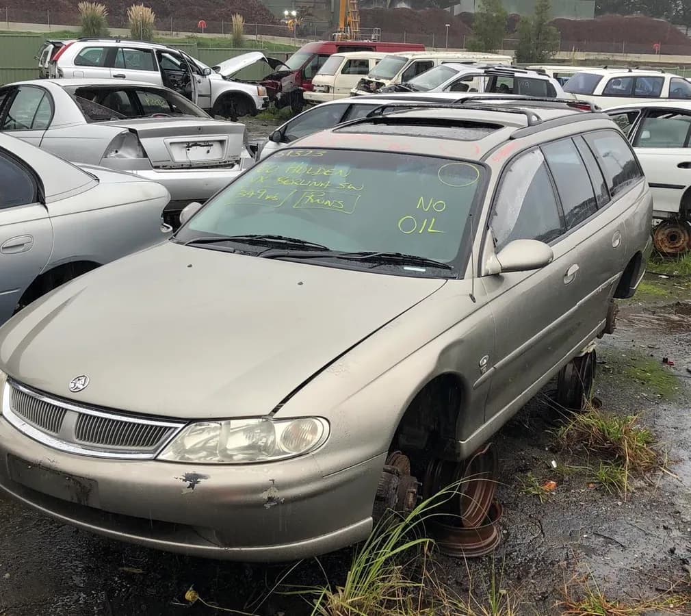 2000 Holden Commodore at Kilsyth