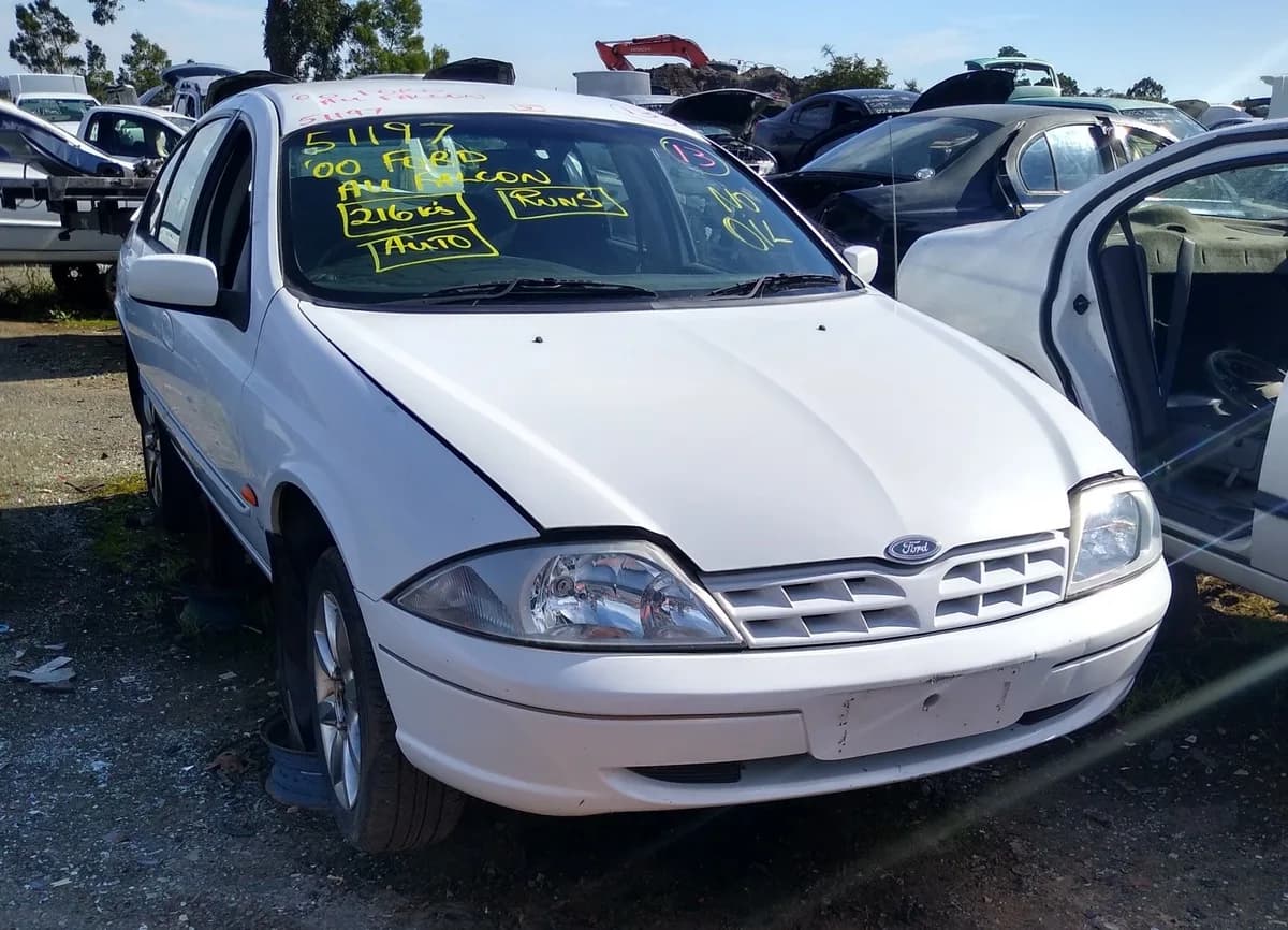 2000 Ford Falcon at Kilsyth
