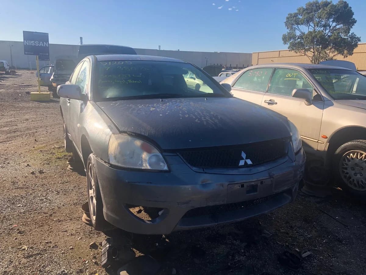 2007 Mitsubishi 380 at Campbellfield
