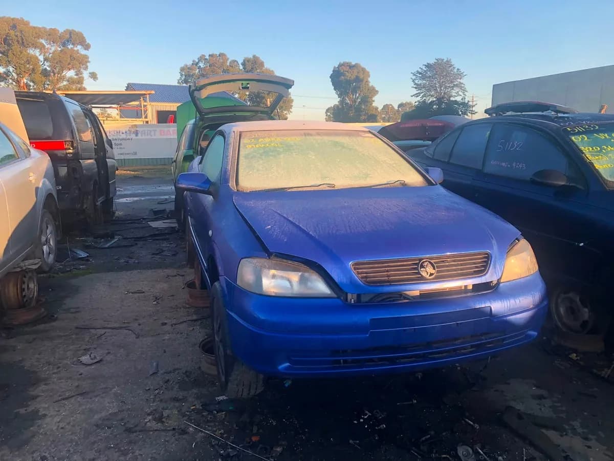 2002 Holden Astra at Campbellfield