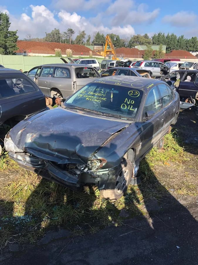 2002 Holden Commodore at Kilsyth