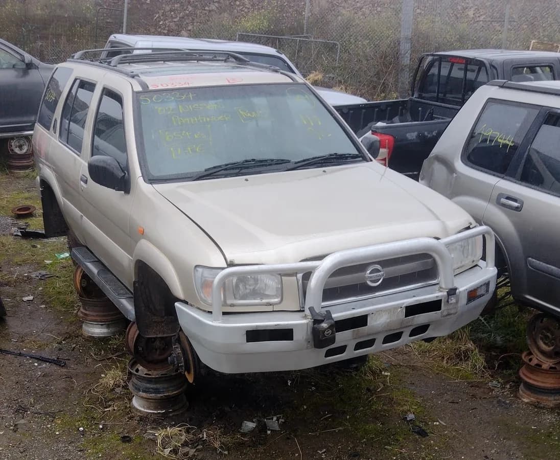 2002 Nissan Pathfinder at Kilsyth