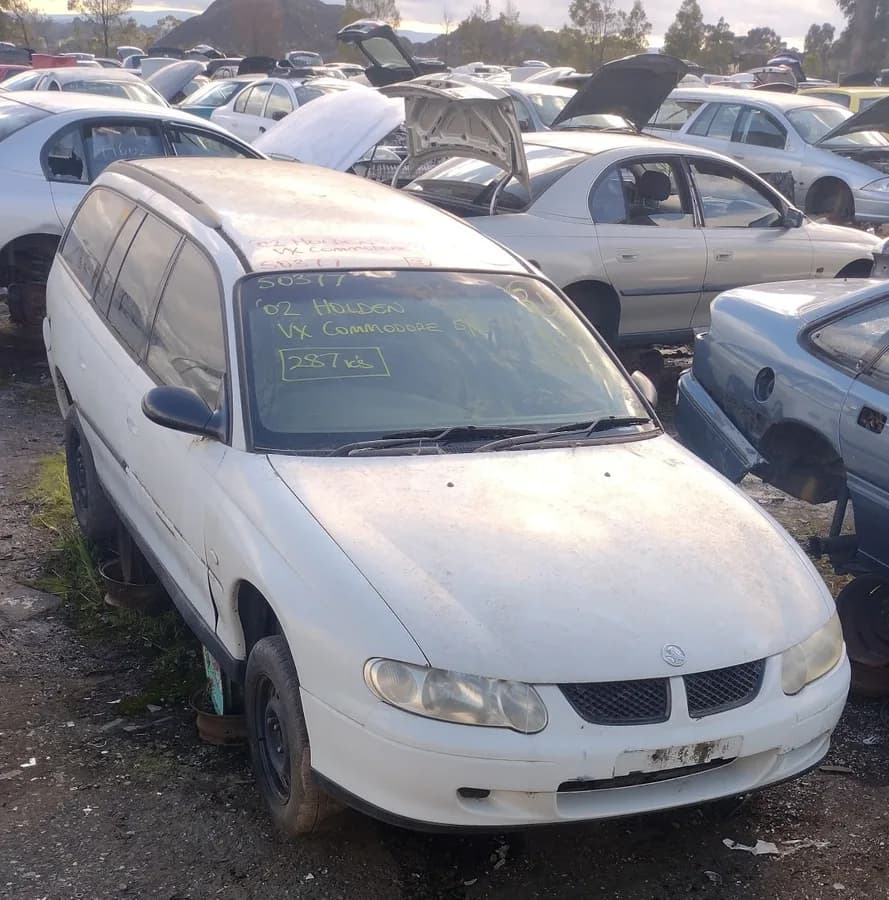 2002 Holden Commodore at Kilsyth