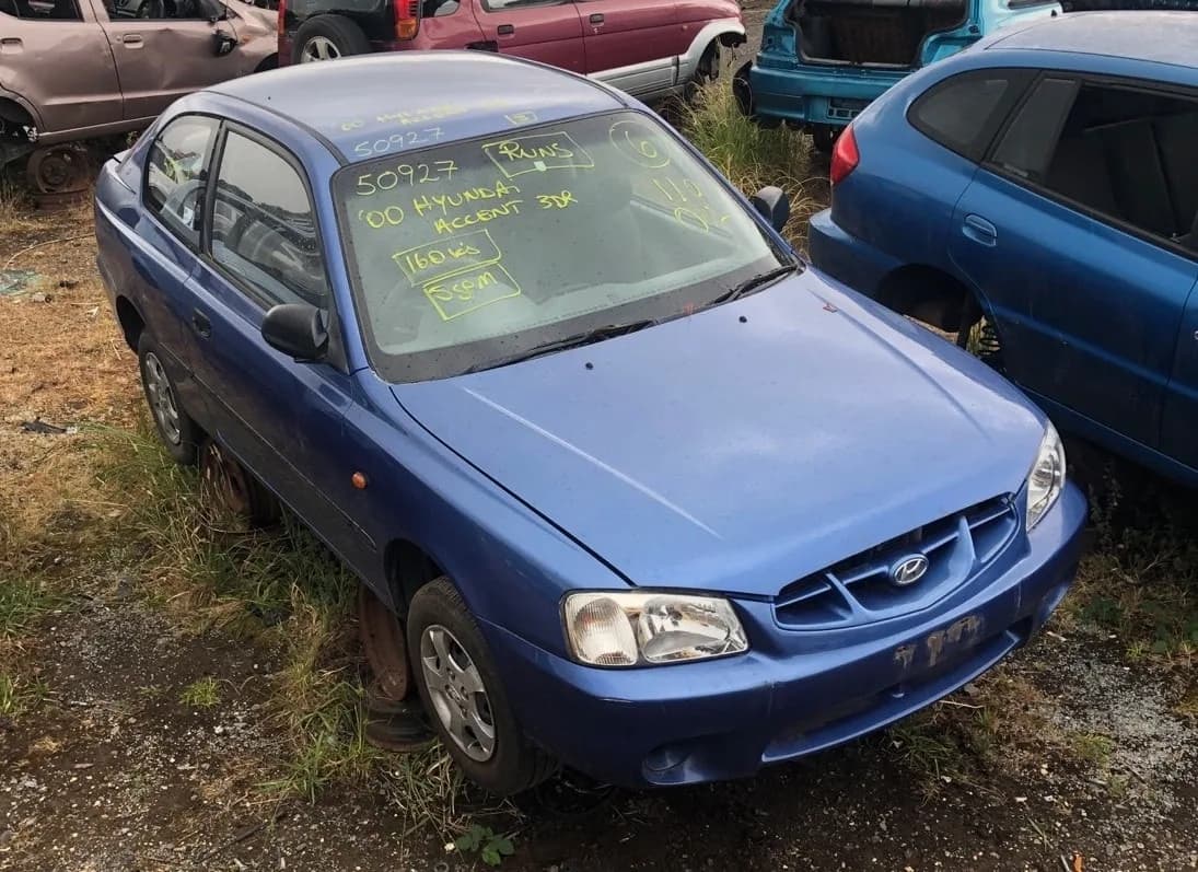 2000 Hyundai Accent at Kilsyth