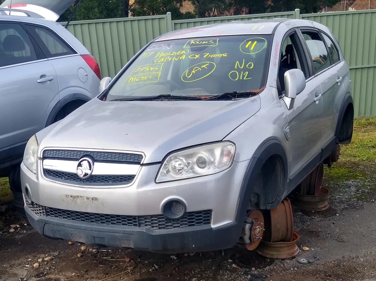 2007 Holden Captiva at Kilsyth