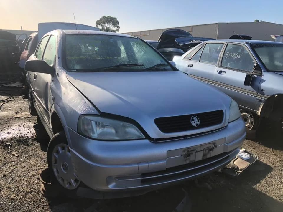 2001 Holden Astra at Campbellfield