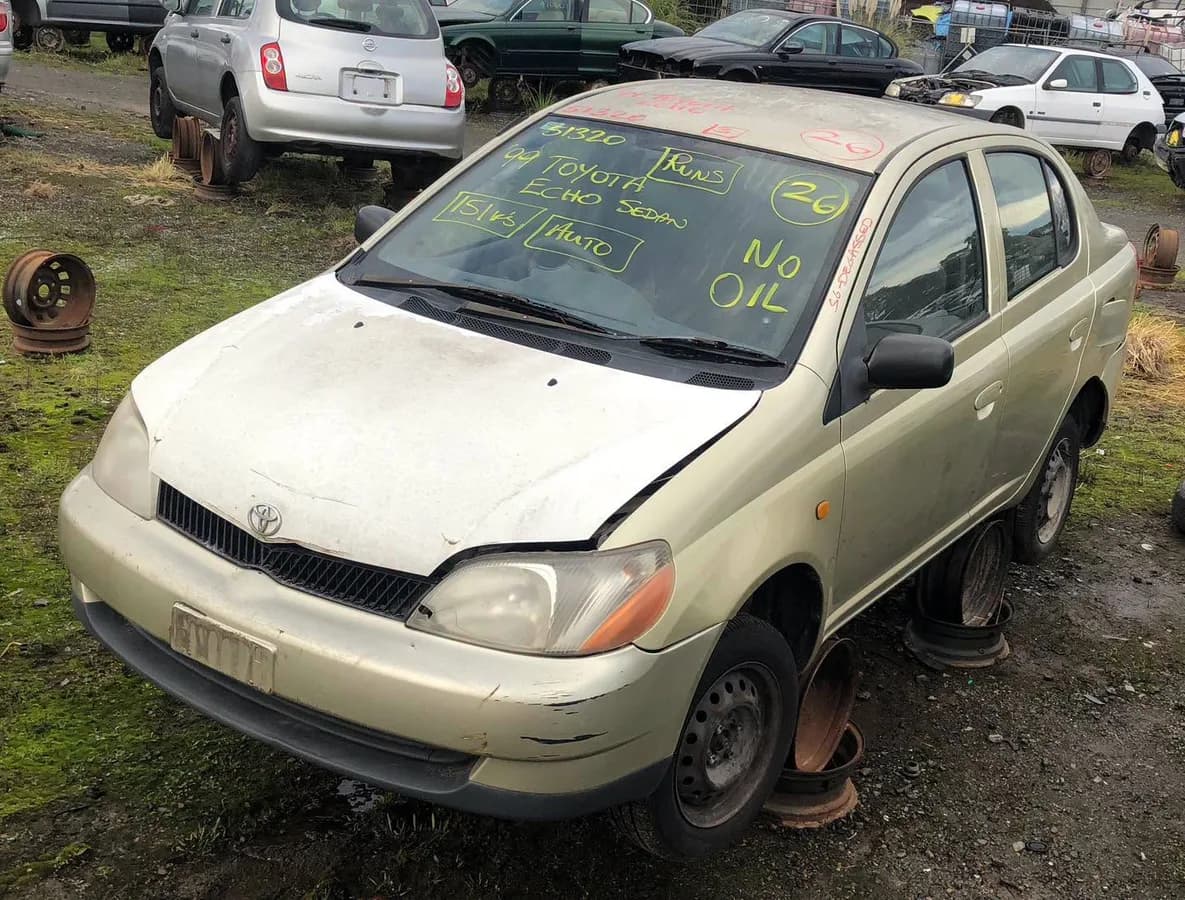 1999 Toyota Echo at Kilsyth