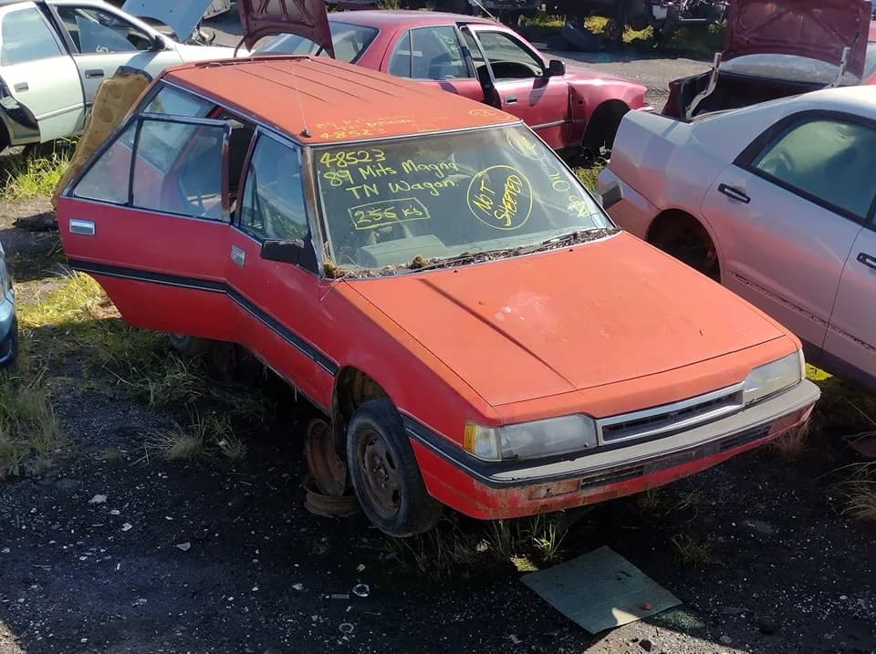 1989 Mitsubishi Magna at Kilsyth