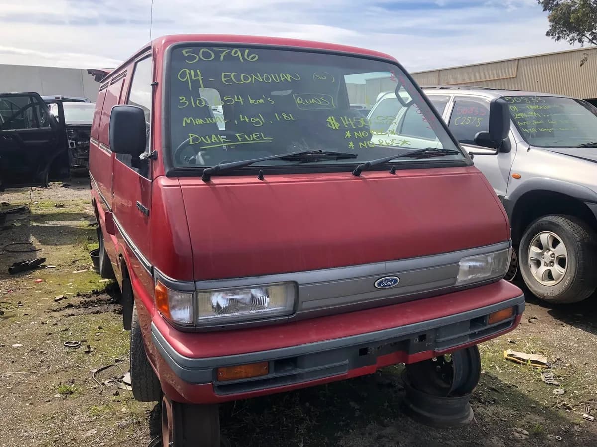 1994 Ford Econovan at Campbellfield