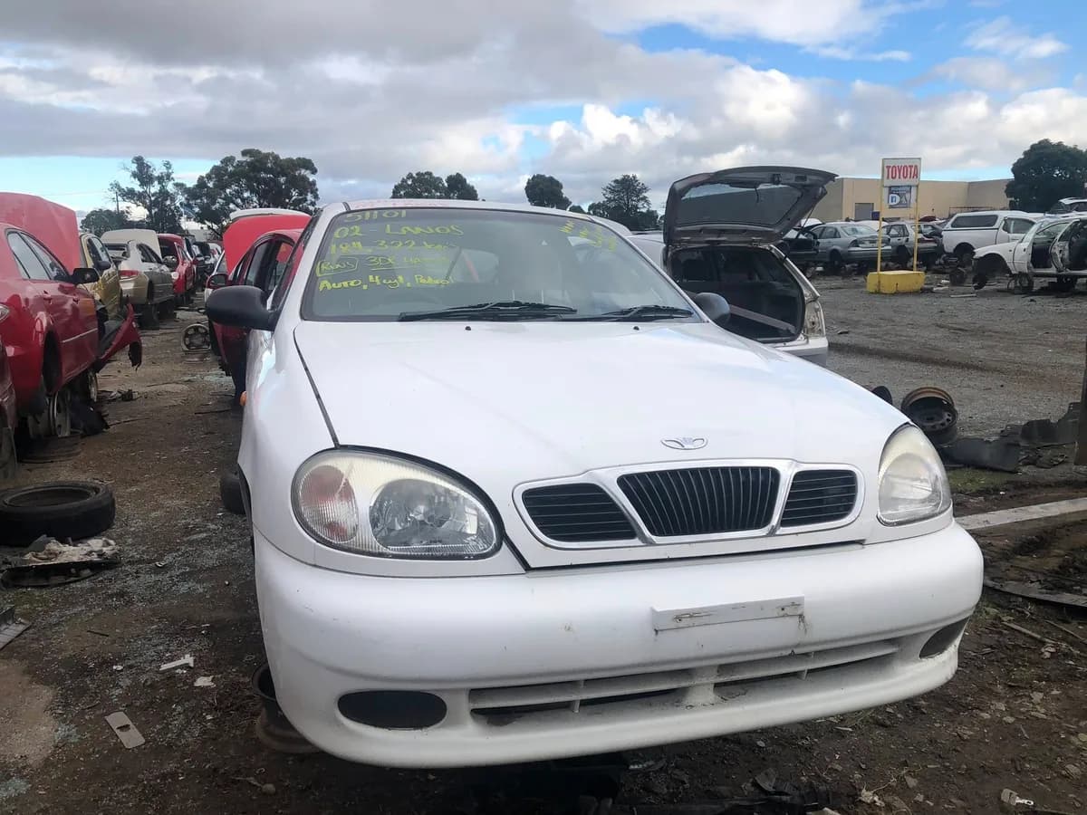 2002 Daewoo Lanos at Campbellfield