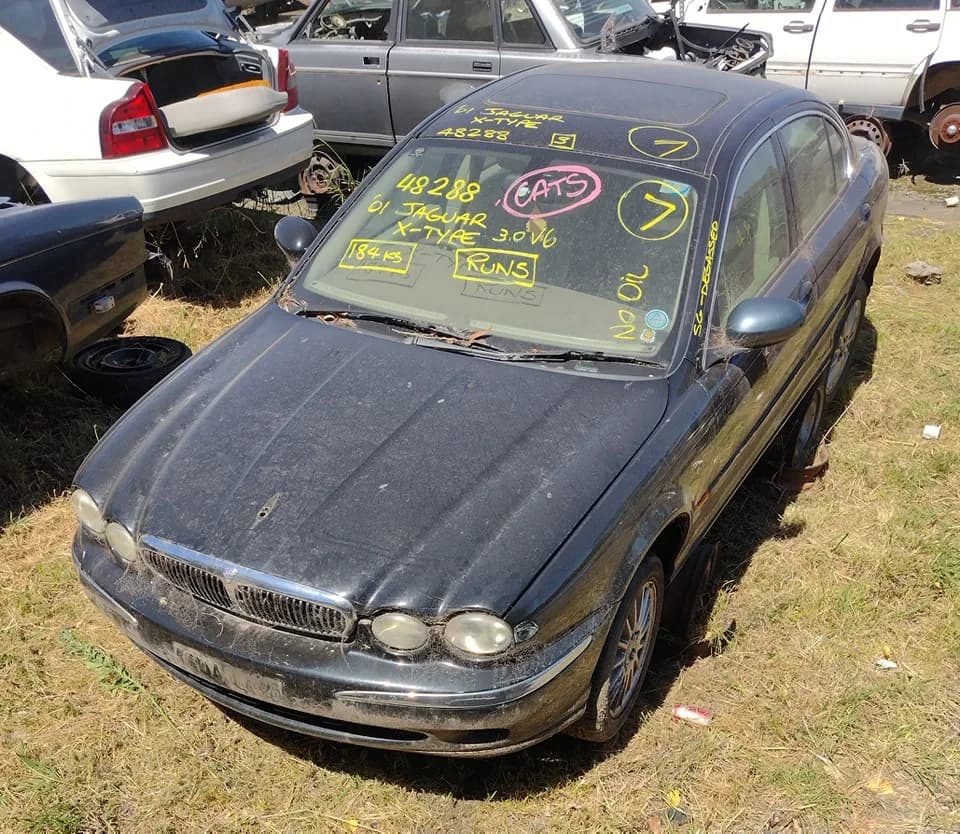 2001 Jaguar X-Type at Kilsyth