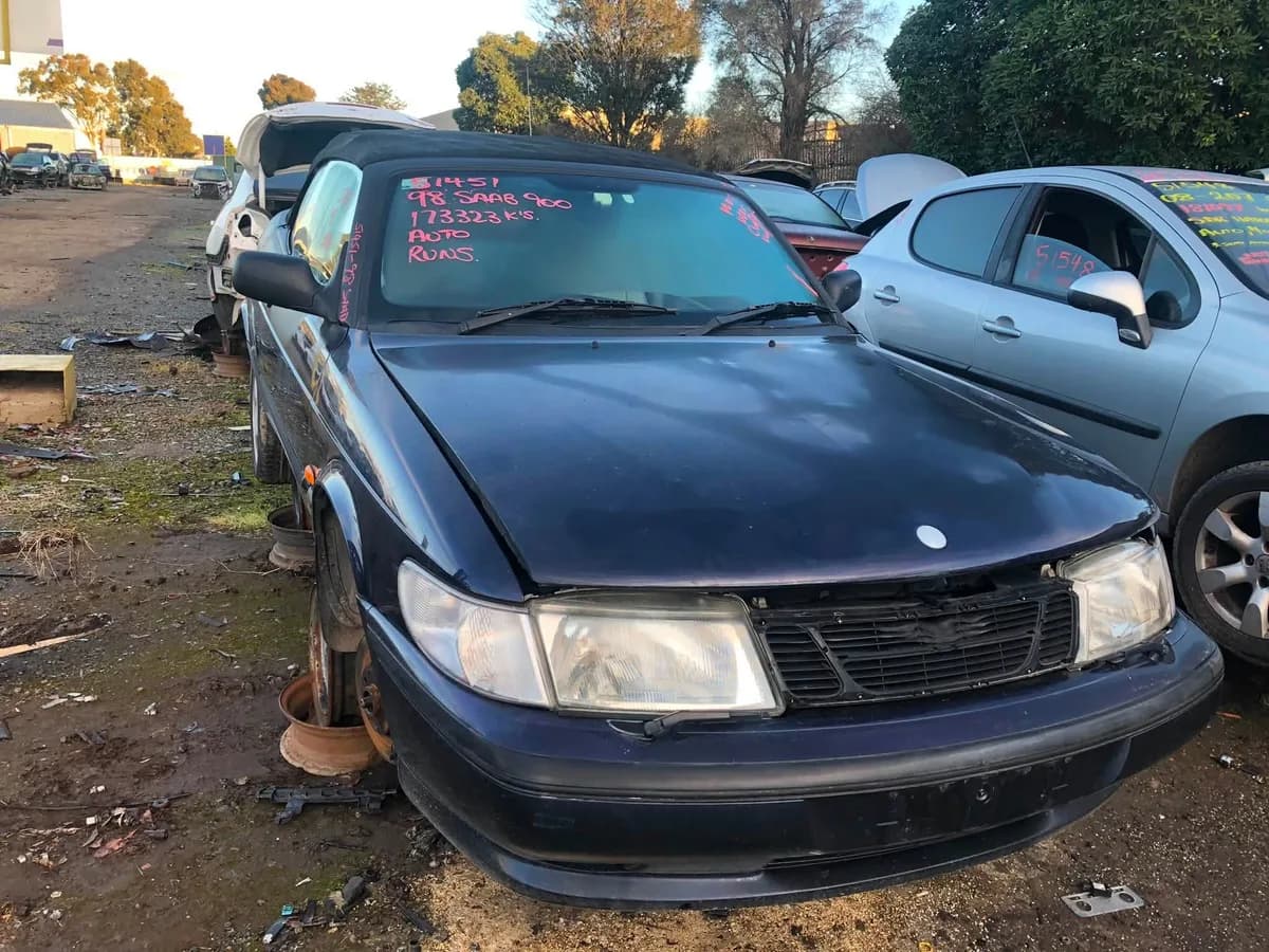 1998 Saab 900 at Campbellfield