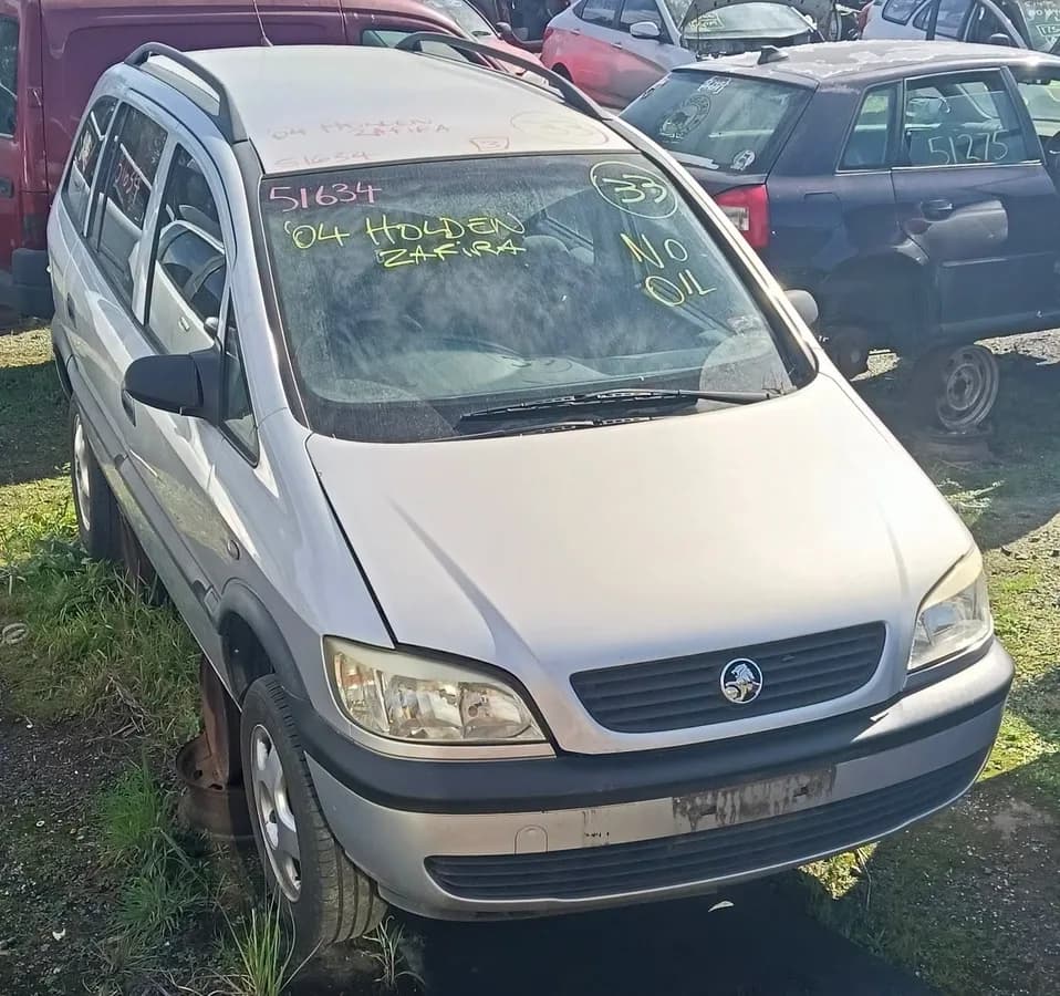 2004 Holden Zafira at Kilsyth