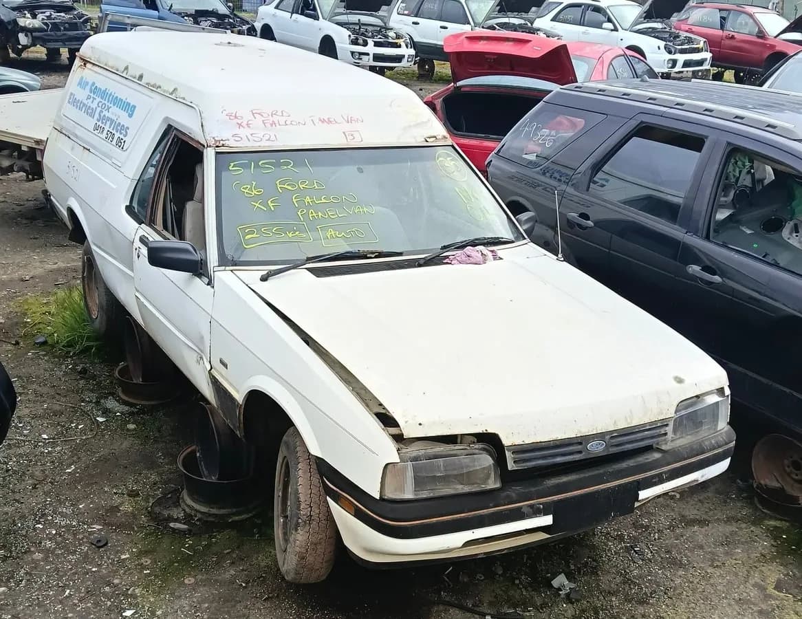 1986 Ford Falcon at Kilsyth