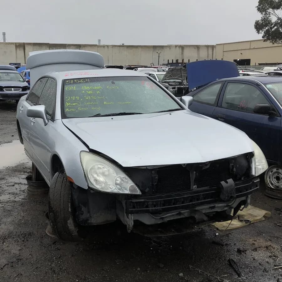 2004 Mitsubishi Magna at Campbellfield