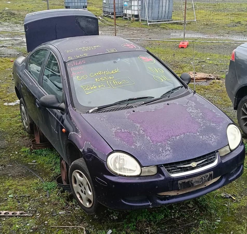 2000 Chrysler Neon at Kilsyth