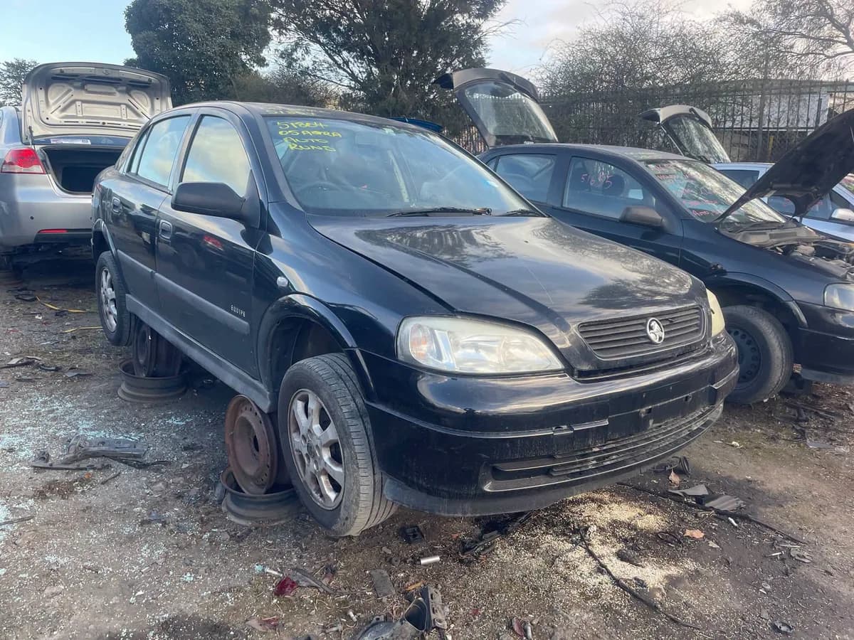 2005 Holden Astra at Campbellfield