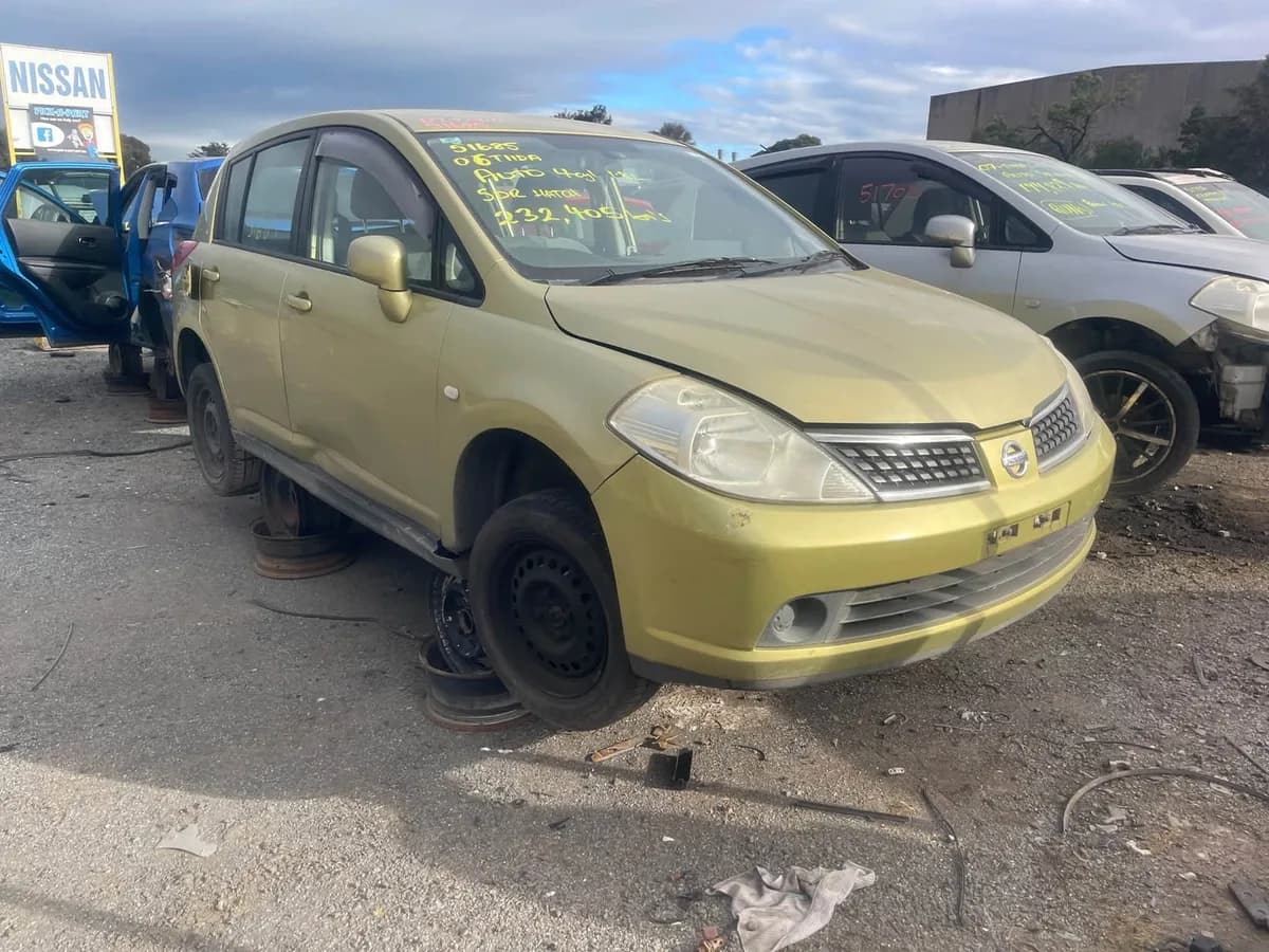 2006 Nissan Tiida at Campbellfield