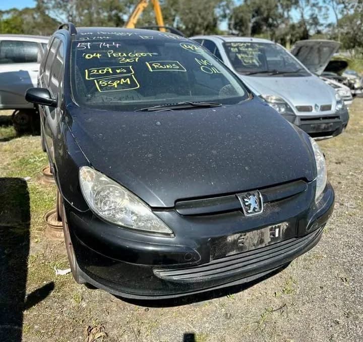 2004 Peugeot 307 at Kilsyth