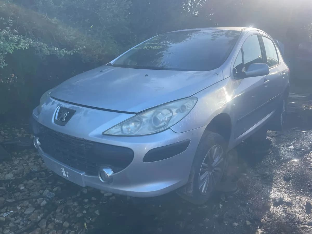2005 Peugeot 307 at Campbellfield