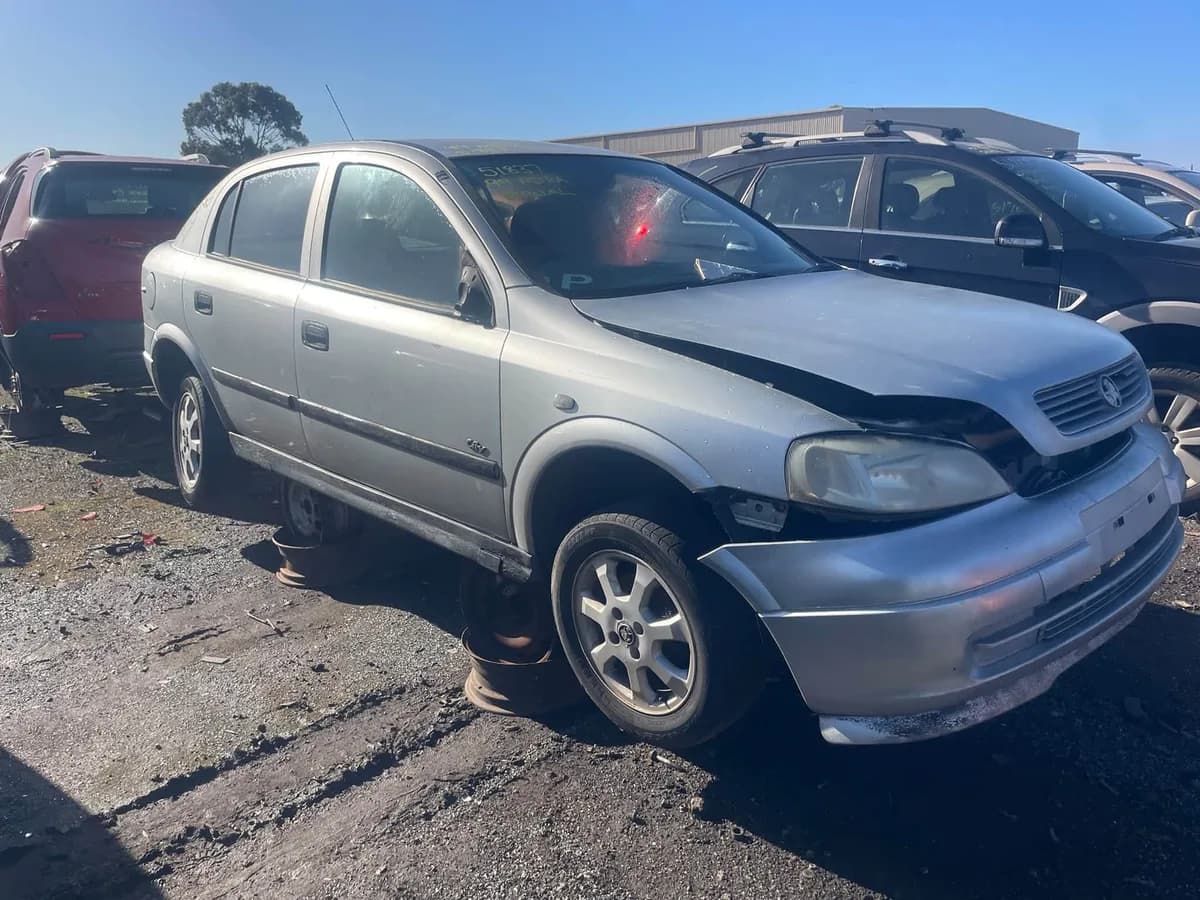 1999 Holden Astra at Campbellfield
