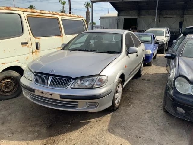2001 Nissan Pulsar at Lonsdale