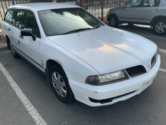 2003 Mitsubishi Magna at Lonsdale