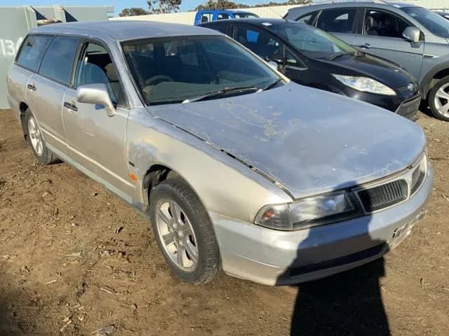 1998 Mitsubishi Magna at Lonsdale