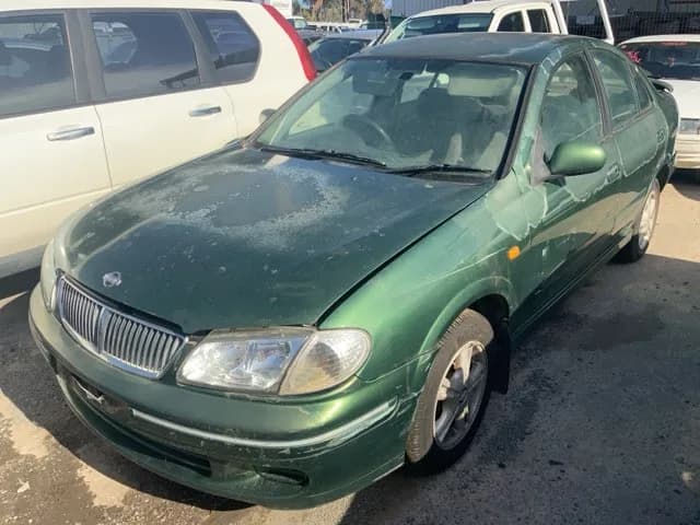2000 Nissan Pulsar at Lonsdale