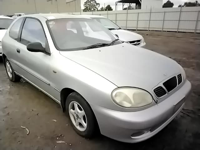 2000 Daewoo Lanos at Elizabeth