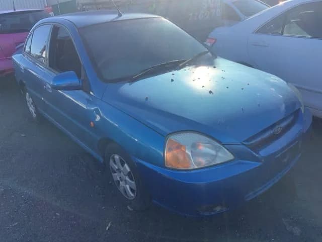 2003 Kia Rio at Lonsdale
