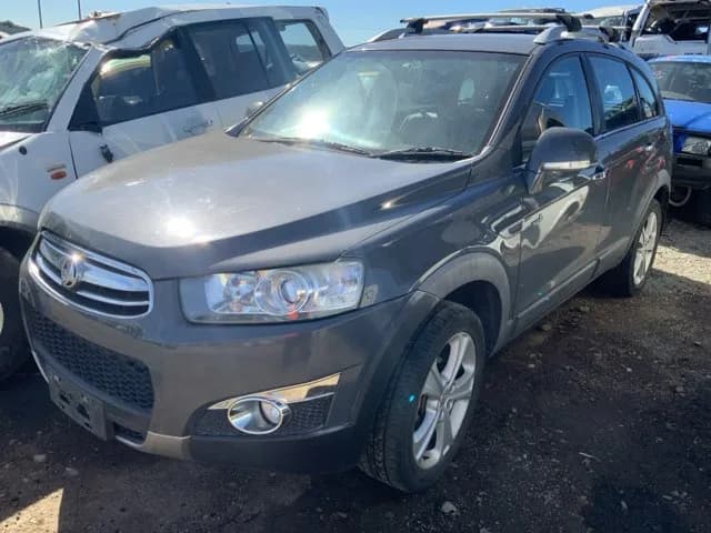 2011 Holden Captiva at Lonsdale