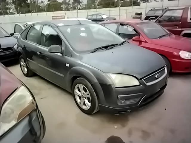 2005 Ford Focus at Elizabeth