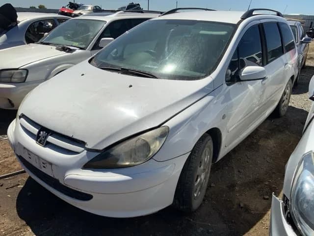 2004 Peugeot 307 at Lonsdale
