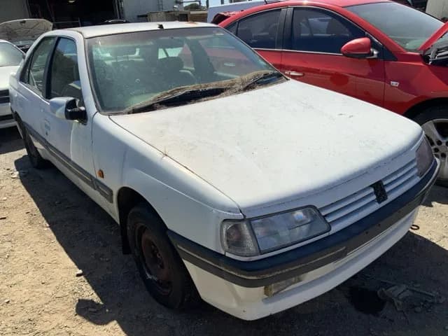 1994 Peugeot 405 at Lonsdale