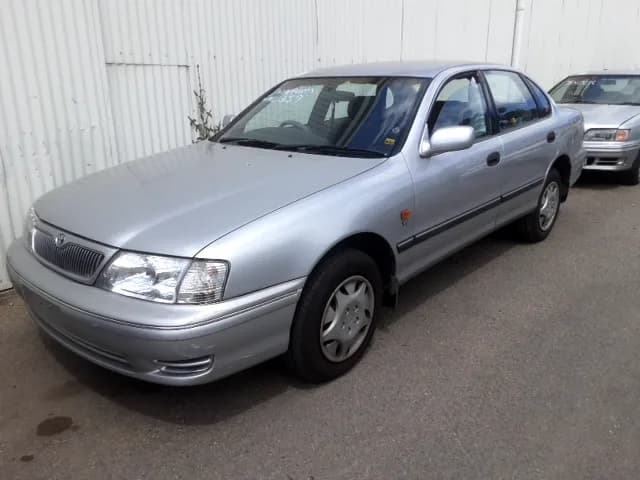 2000 Toyota Avalon at Elizabeth