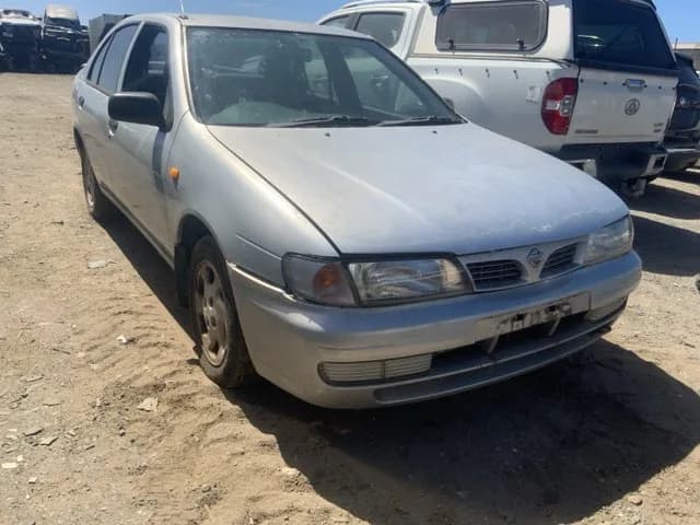 1998 Nissan Pulsar at Lonsdale