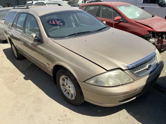 1999 Ford Fairmont at Lonsdale