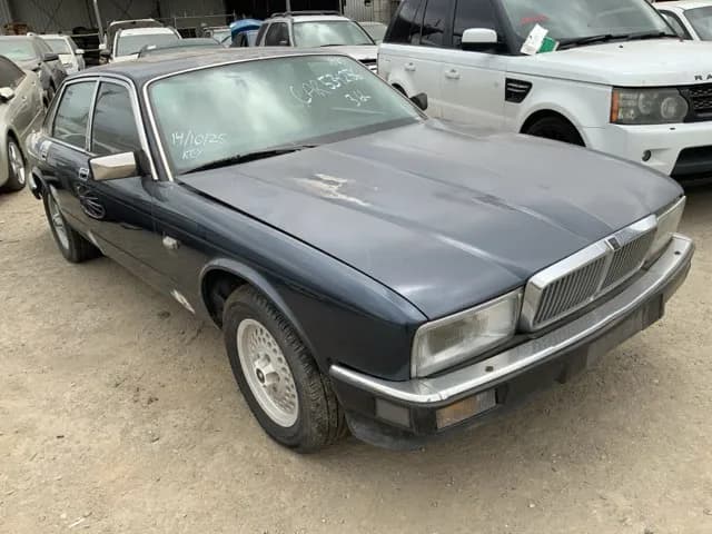 1988 Jaguar Sovereign at Lonsdale