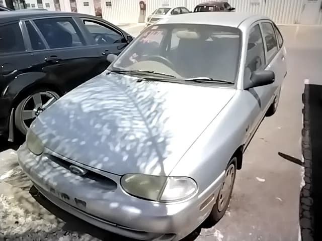1999 Ford Festiva at Elizabeth