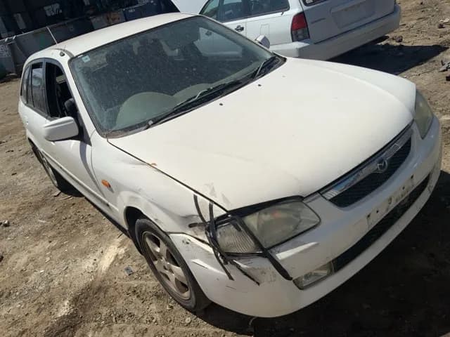 1999 Mazda 323 at Lonsdale