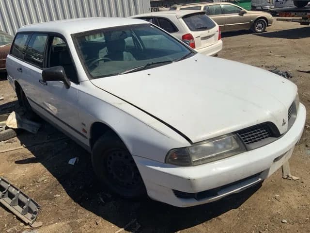 2001 Mitsubishi Magna at Lonsdale
