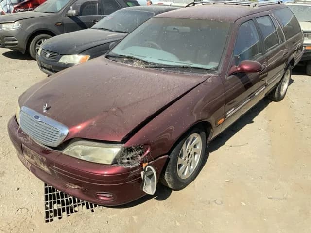 1997 Ford Fairmont at Lonsdale