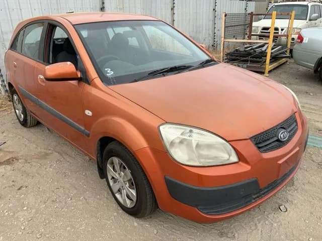 2007 Kia Rio at Lonsdale