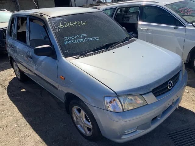 2001 Mazda 121 at Lonsdale